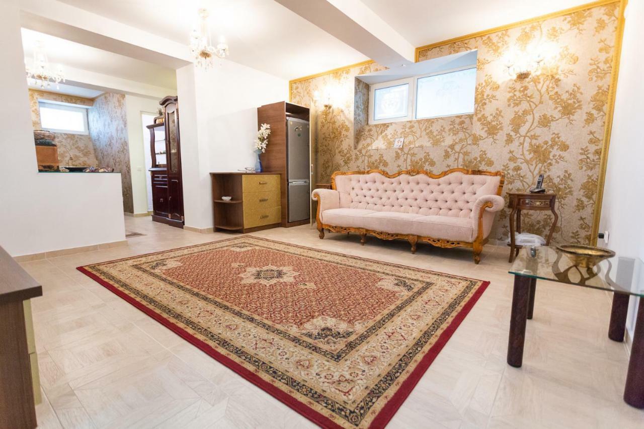 Apartment Batistei Bourgeois *